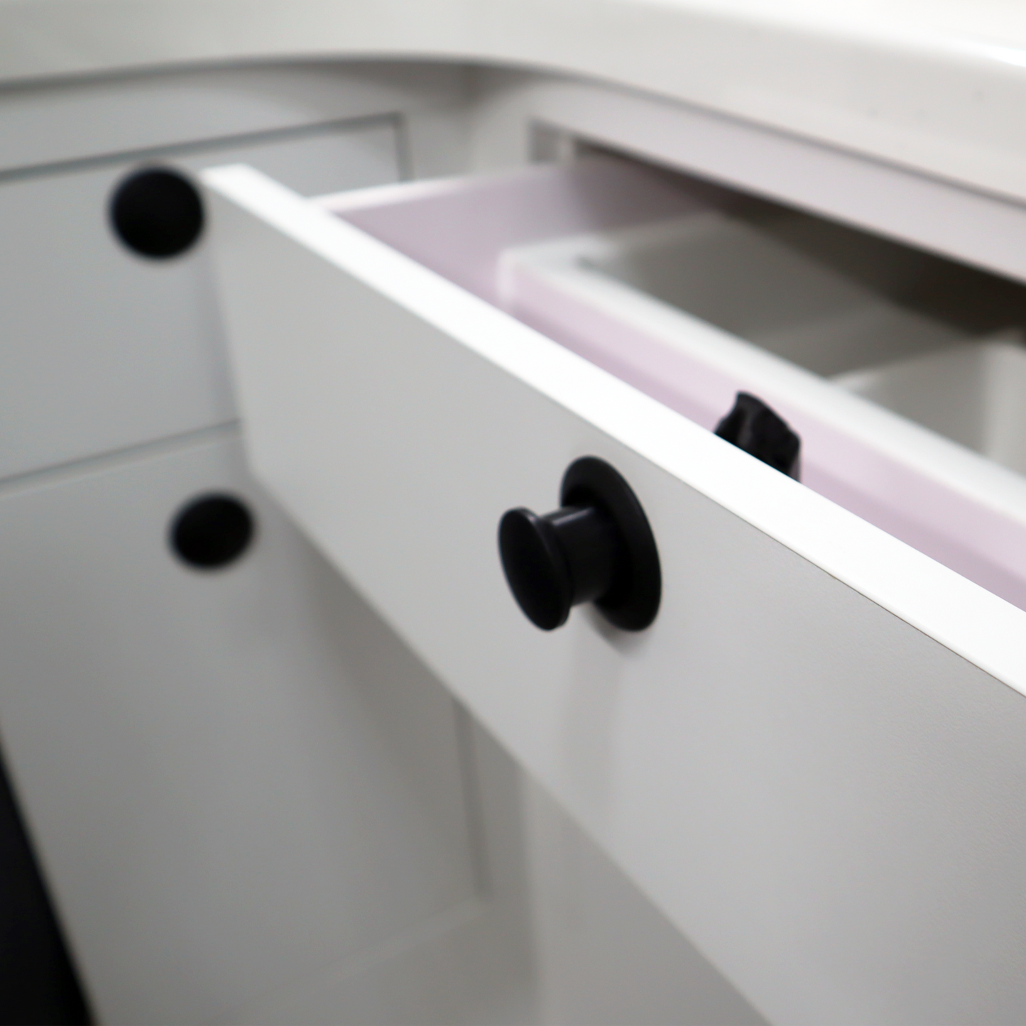 Push Handle Knob Latch