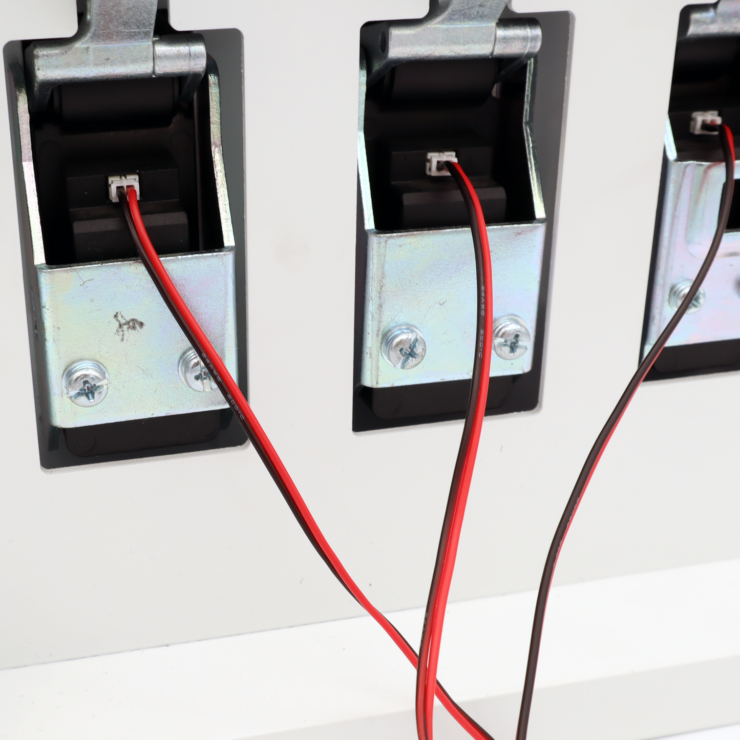 ELS | NP0044: Power Supply Cables (6V/12V Central Locking)